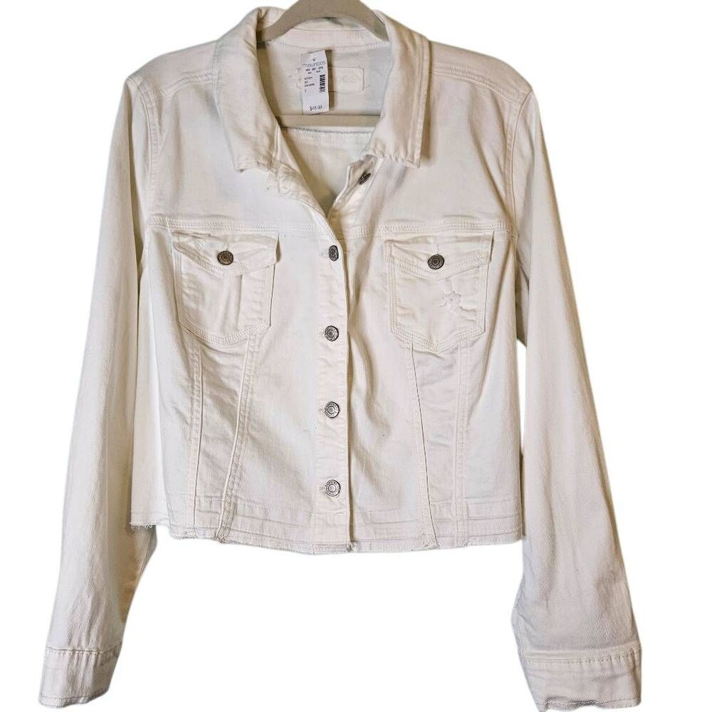 Maurices white stretch denim jacket.  2X NWT.